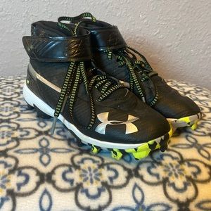 Under Armour Youth Boy Cleats